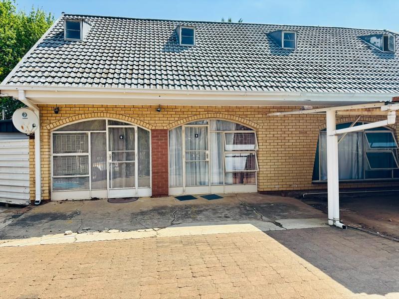 16 Bedroom Property for Sale in Brandwag Free State